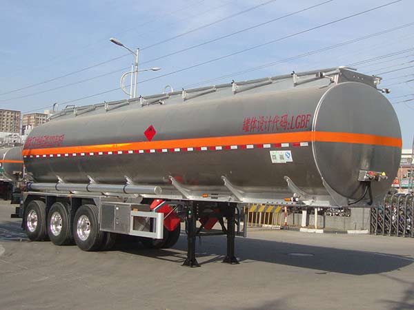 凌宇牌11米34吨3轴铝合金易燃液体罐式运输半挂车(CLY9401GRYN)