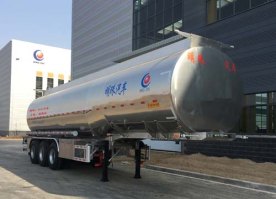 润滑油罐式运输半挂车
