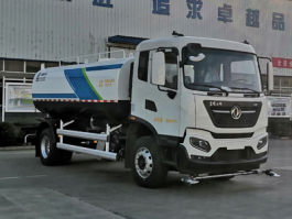 绿化喷洒车