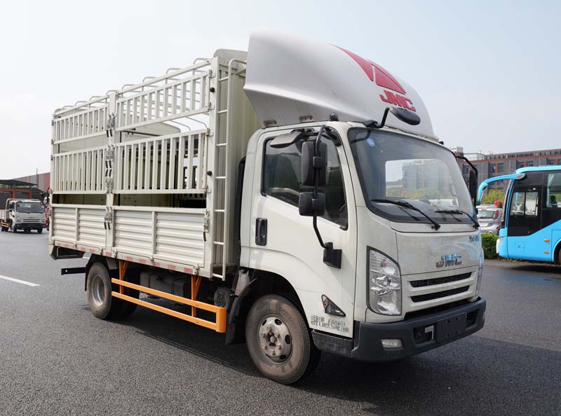 江鈴牌JX5045CCYTGA26倉柵式運輸車公告圖片