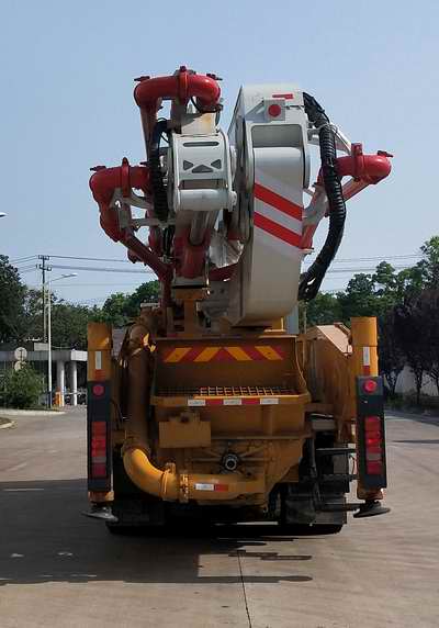 徐工牌XZS5350THBZ混凝土泵車公告圖片