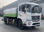 綠籬沖洗車
