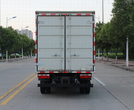 東風(fēng)牌EQ5040XXY3CDCAC廂式運(yùn)輸車公告圖片