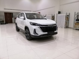 北京牌BJ7152U3BCK型轿车