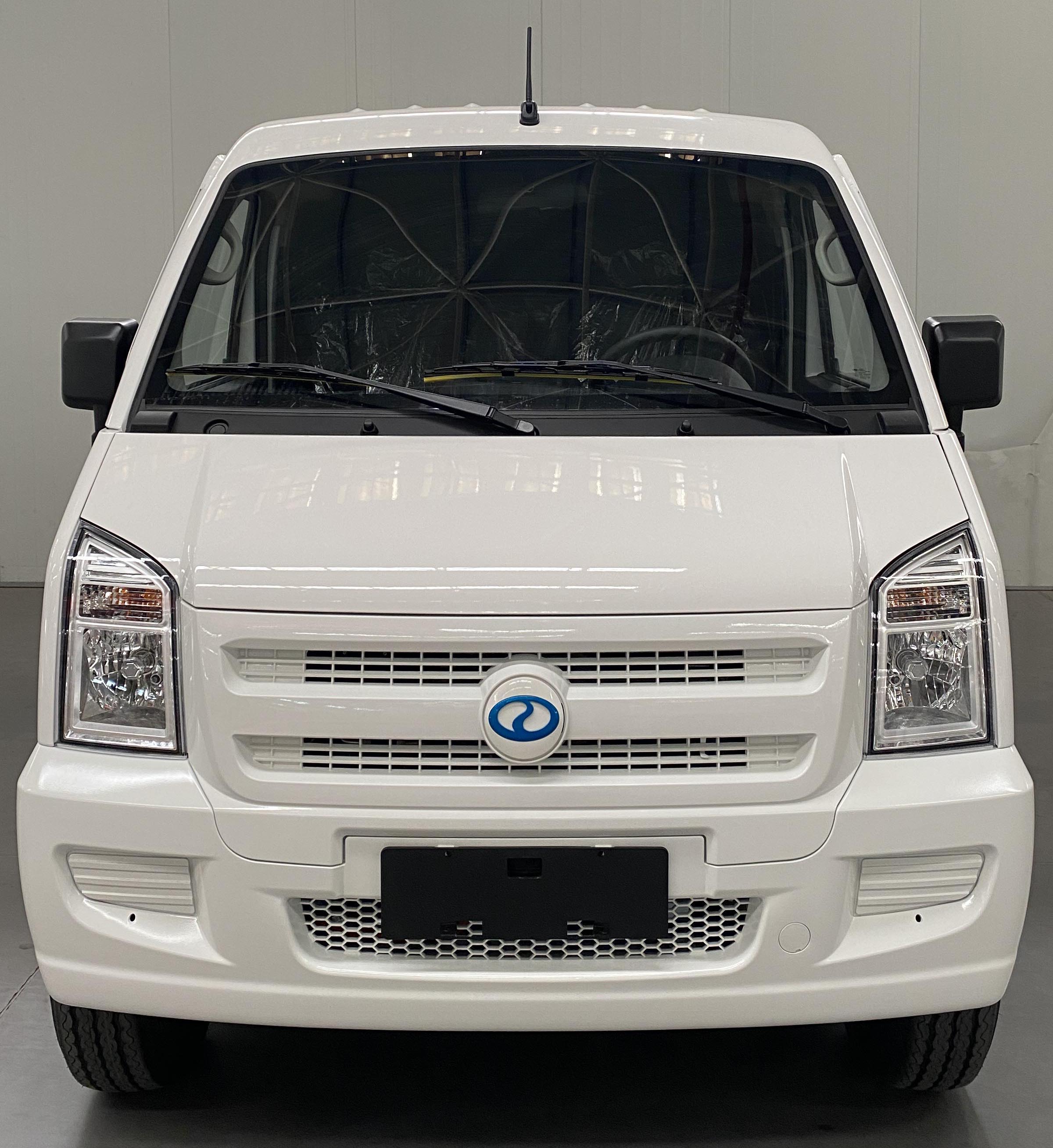 瑞馳牌CRC5030XXYFC11-BEV純電動廂式運輸車公告圖片