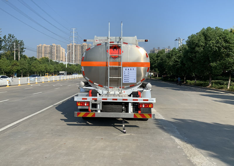 楚飛牌CLQ5265GYY6DA鋁合金運油車公告圖片