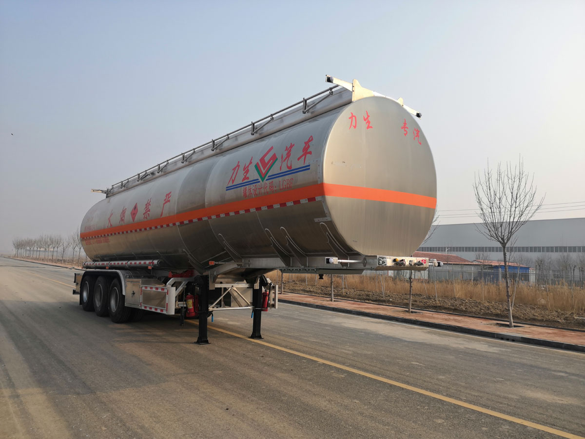 力生牌12米33.7吨3轴铝合金易燃液体罐式运输半挂车(HLS9406GRY)