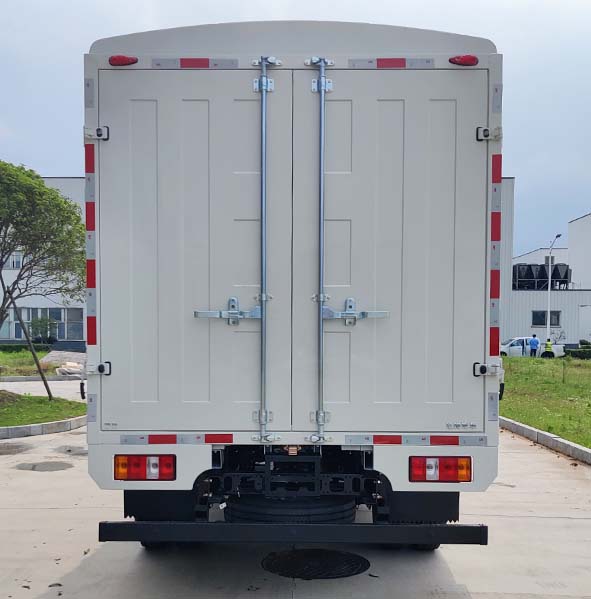 江鈴牌JX5047CCYTGA26倉柵式運輸車公告圖片