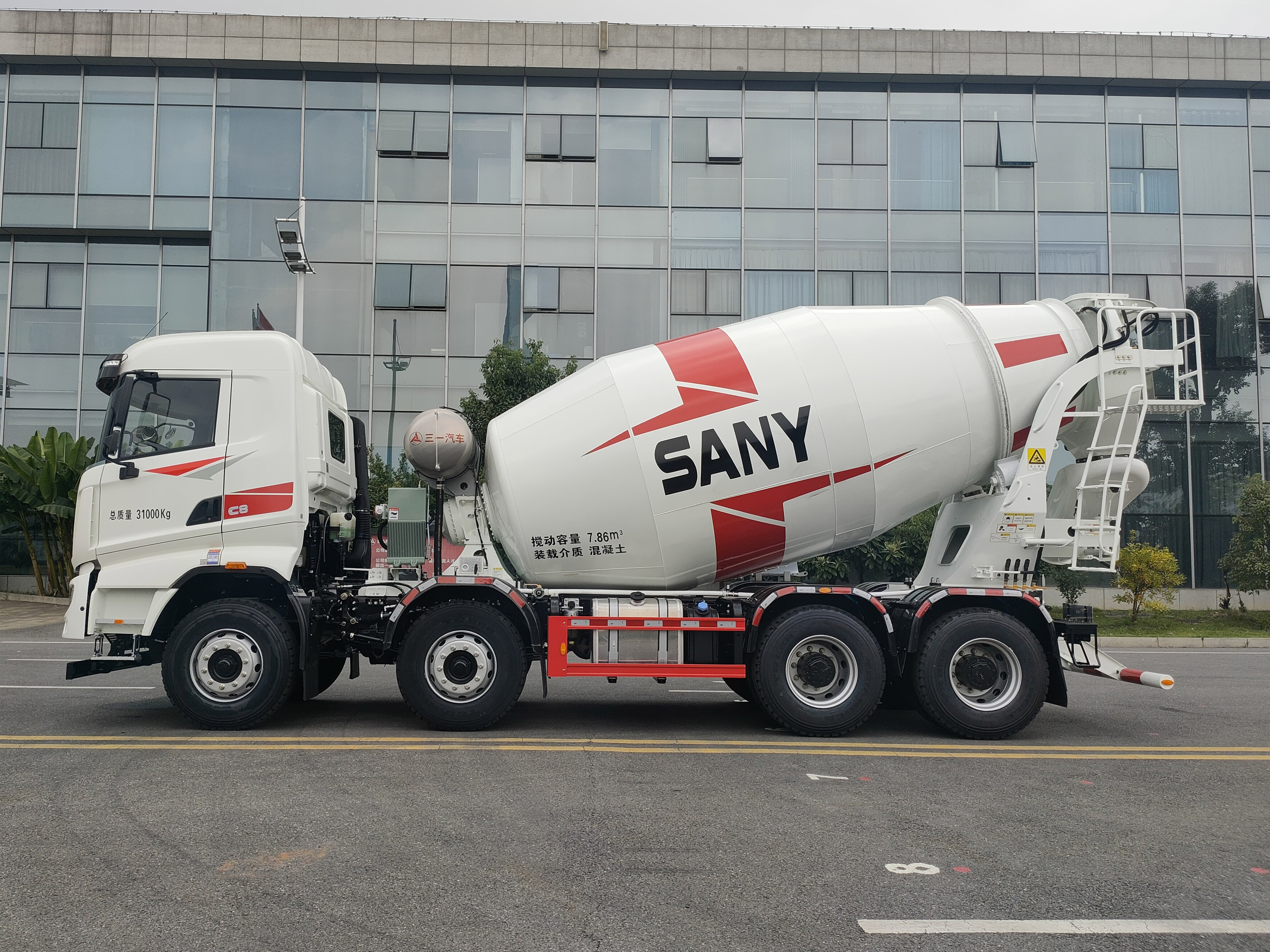 三一牌SYM5313GJB1F1混凝土攪拌運(yùn)輸車(chē)公告圖片