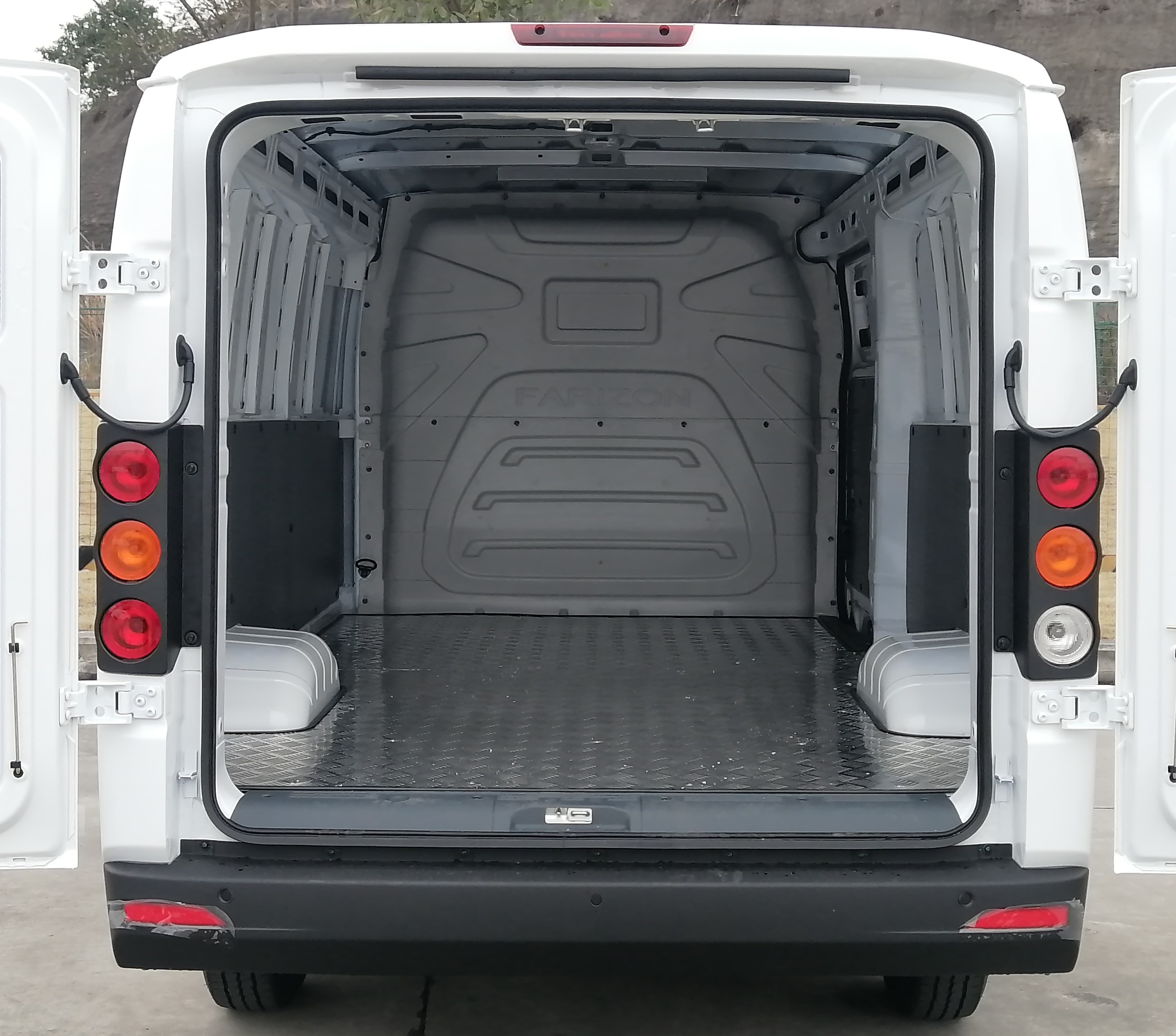 遠程牌JHC5037XXYBEVM4純電動廂式運輸車公告圖片