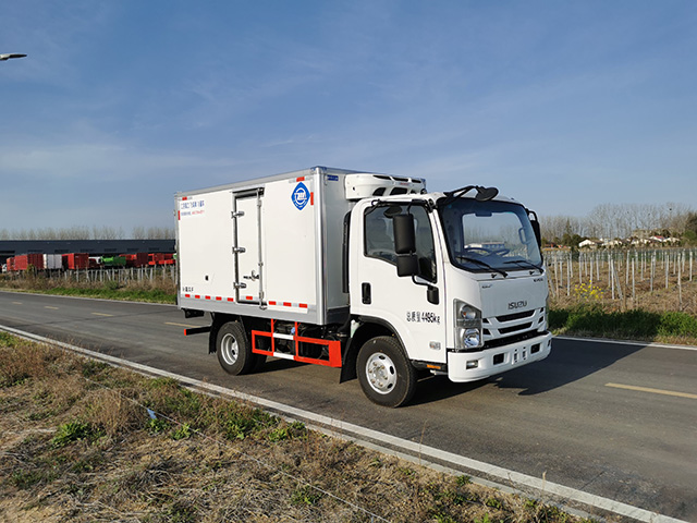 飛球牌ZJL5042XLCQ6冷藏車公告圖片