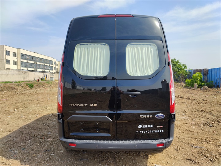 遠(yuǎn)通華美牌YTV5040TSY宿營(yíng)車(chē)公告圖片