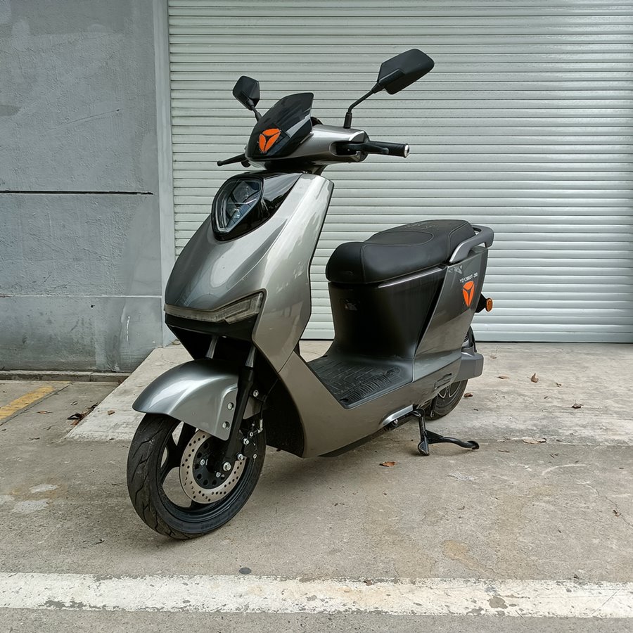 雅迪牌YD1200DT-29D电动两轮摩托车公告图片