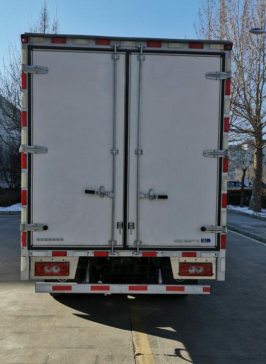 福田牌BJ5065XXYEVK純電動(dòng)廂式運(yùn)輸車公告圖片
