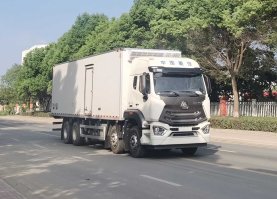馨雅通牌ZXN5310XLCZ6冷藏车