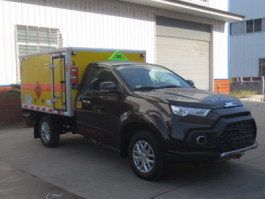 爆破器材运输车
