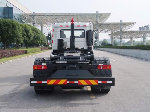 中联牌ZBH5180ZXXDHE6车厢可卸式垃圾车公告图片