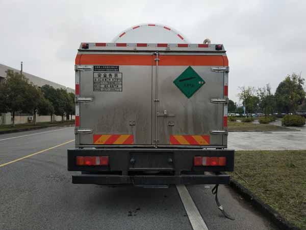 五峰牌JXY5260GDY1低溫液體運輸車公告圖片