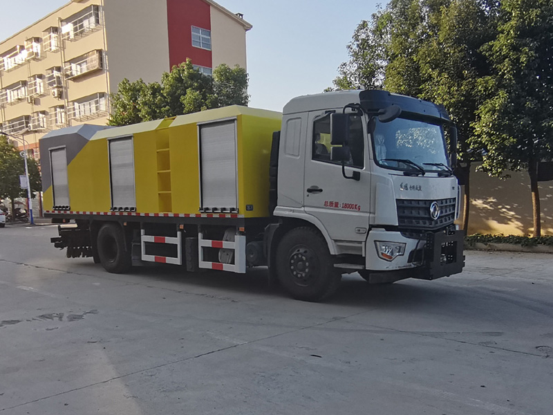 程力威牌CLW5180TCXE6除雪车公告图片