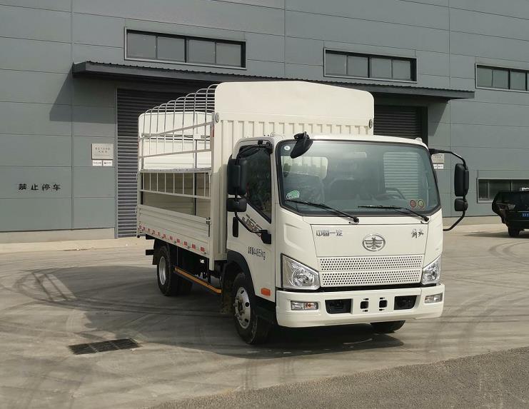 解放牌CA5040CCYP40K56L2E6A85倉(cāng)柵式運(yùn)輸車公告圖片