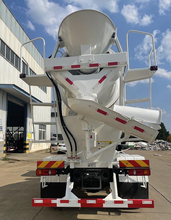 華道牌LTD5180GJBXW6混凝土攪拌運輸車公告圖片