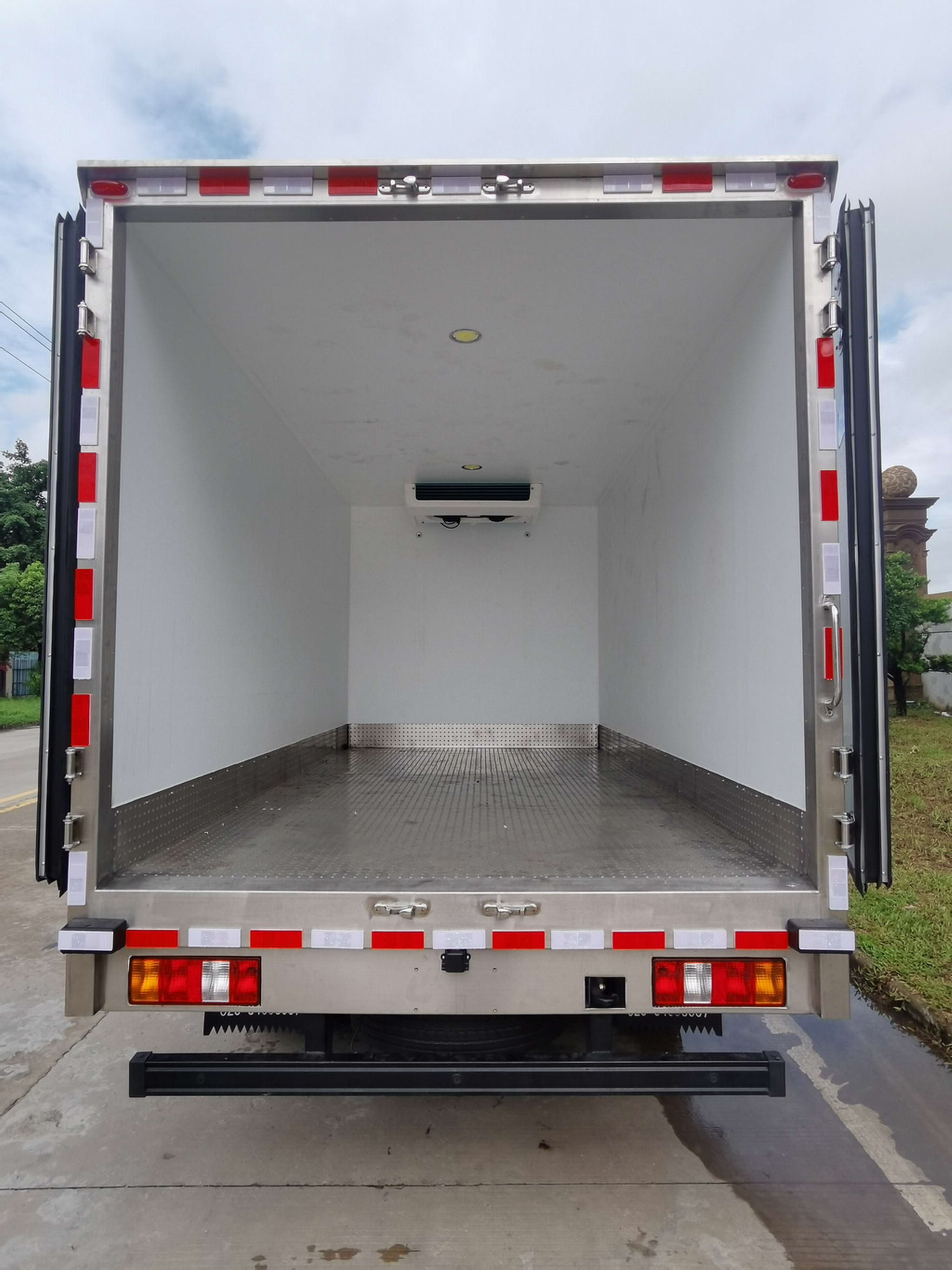 涑源牌GSY5047XLC6冷藏车公告图片