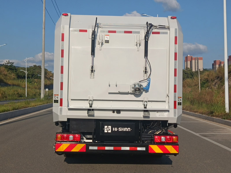 道路污染清除车图片