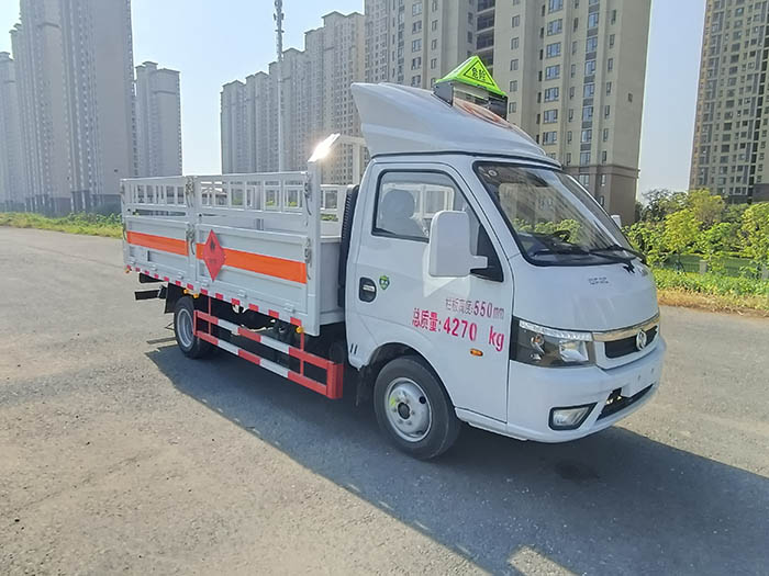 顺风智造牌SFZ5045TQPE6气瓶运输车公告图片