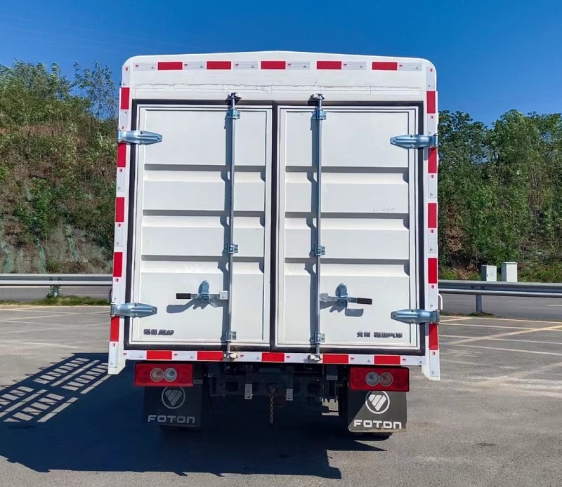 福田牌BJ5031CCY4JV5-AA5倉柵式運(yùn)輸車公告圖片