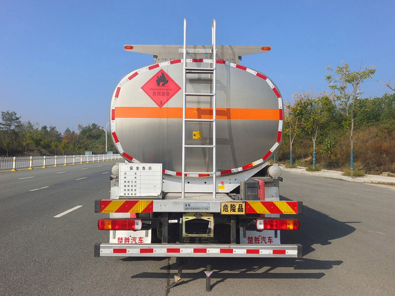 楚勝牌CSC5311GYYLCA6A鋁合金運油車公告圖片