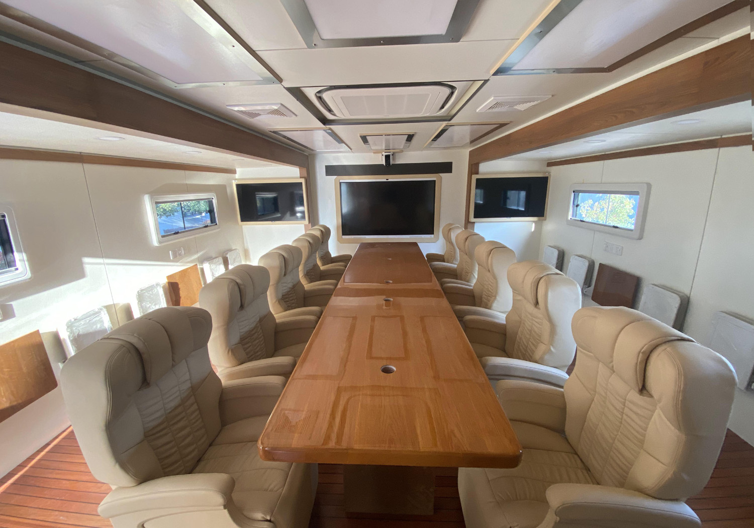 振翔股份牌ZXT5220XZHA6指揮車公告圖片