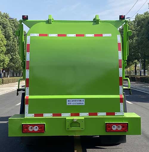 龍星匯牌HLV5120TCAB6餐廚垃圾車(chē)公告圖片