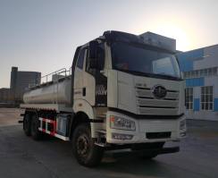 供水车