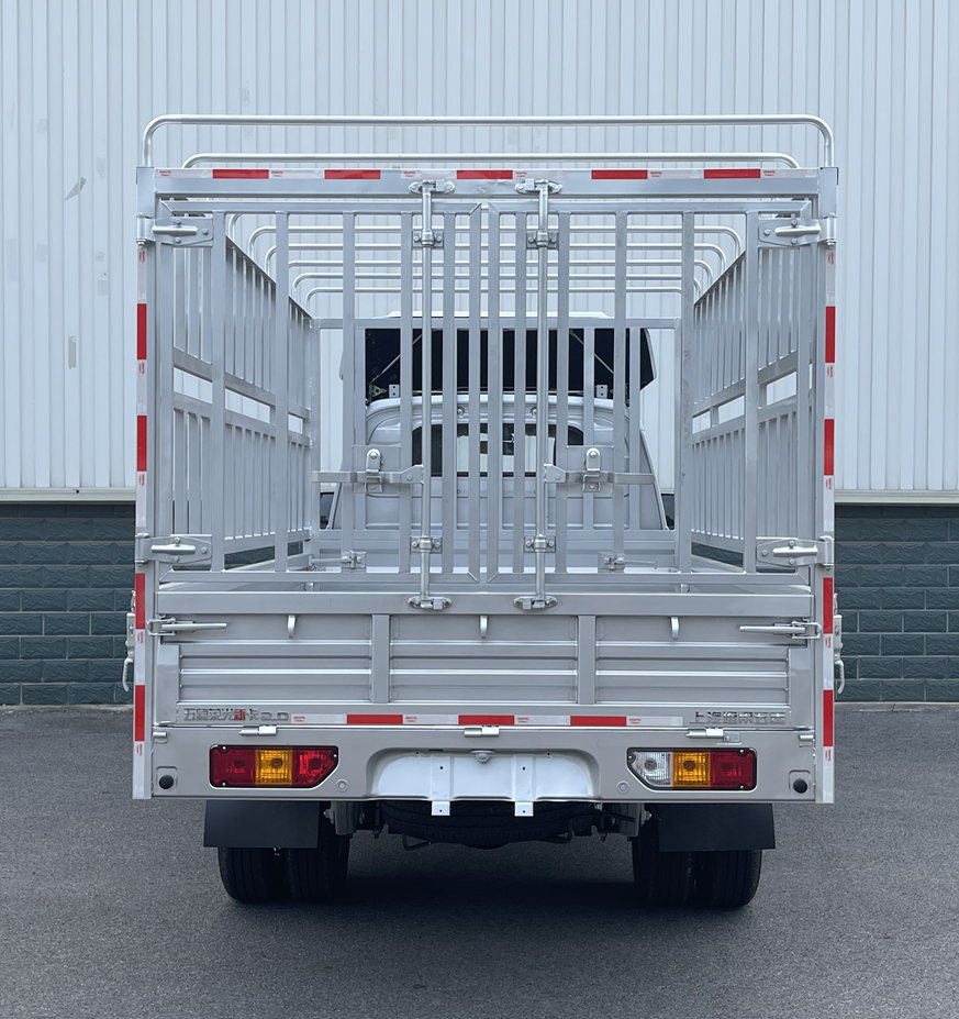 五菱牌LZW5030CCYLGHUG倉柵式運輸車公告圖片
