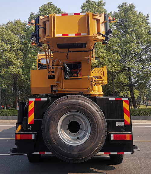 三一牌SYM5553JQZ130C汽車(chē)起重機(jī)公告圖片