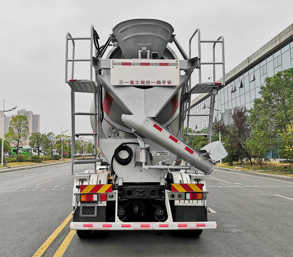 三一牌SYM5316GJB1F9混凝土攪拌運(yùn)輸車公告圖片