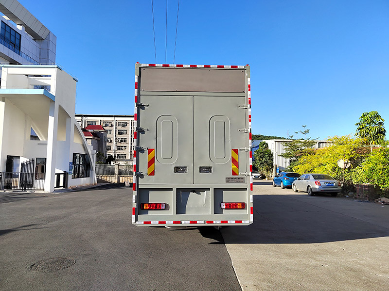 海德馨牌HDX5170XJSC6ZQC0凈水車公告圖片