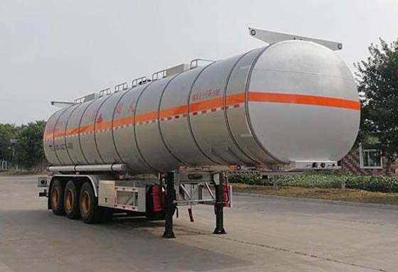 金碧牌11.9米33.2吨3轴铝合金易燃液体罐式运输半挂车(PJQ9407GRYL)