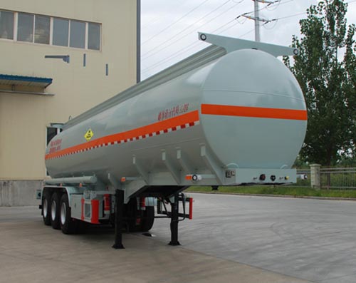 金碧牌11.7米31.5吨3轴氧化性物品罐式运输半挂车(PJQ9400GYW)