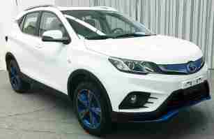 东南牌DN7007HBEVS3型纯电动轿车