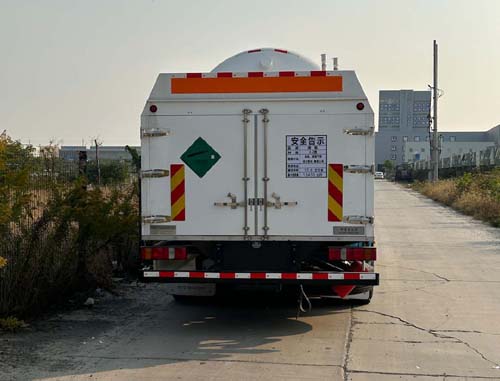 圣達因牌SDY5262GDYY1低溫液體運輸車公告圖片