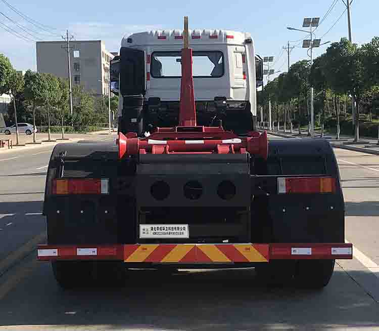 帝王環(huán)衛(wèi)牌HDW5252ZXXD6車廂可卸式垃圾車公告圖片
