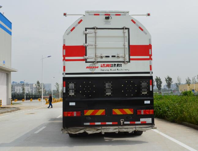 达刚牌DGL5251TFS-156粉料撒布车公告图片