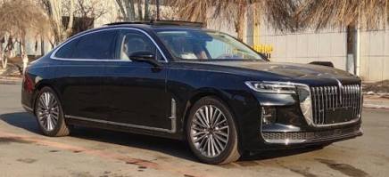 红旗牌CA7306型轿车