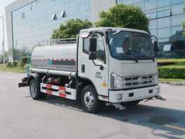 洒水车