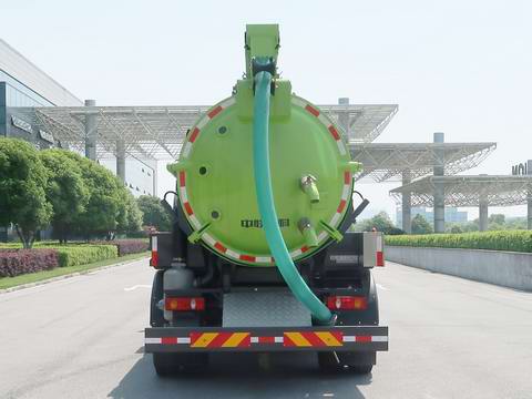 中联牌ZBH5180GXWLZE6吸污车公告图片