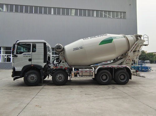徐工牌XZS5315GJBC1Z1混凝土攪拌運(yùn)輸車公告圖片