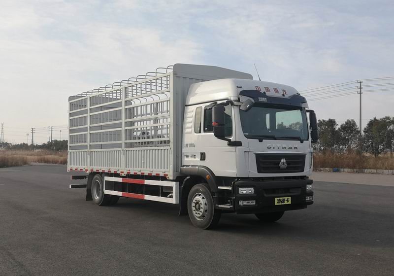 汕德卡牌ZZ5186CCYK501GF1B1倉柵式運輸車公告圖片