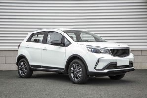 力帆牌LF7154型轿车