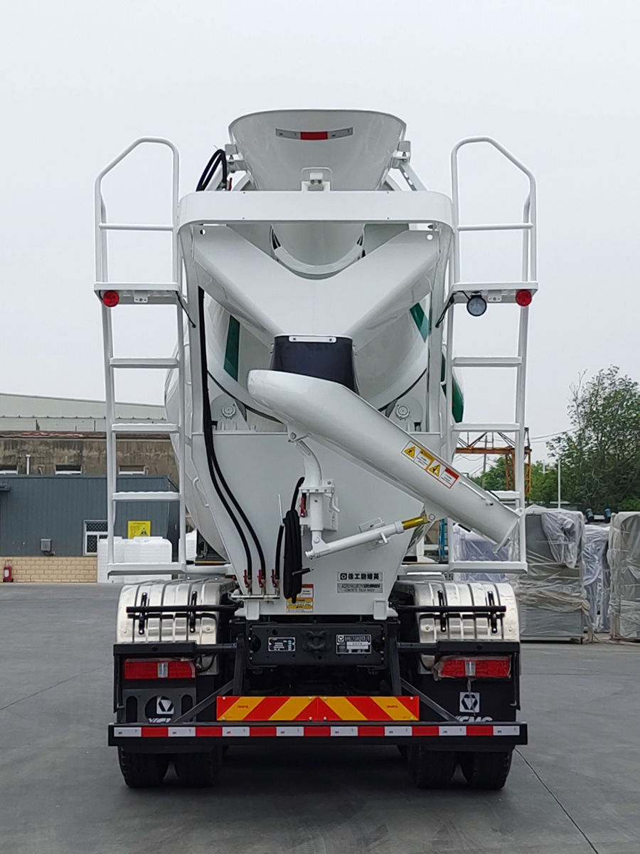 徐工牌XZS5318GJBC7N2混凝土攪拌運(yùn)輸車公告圖片